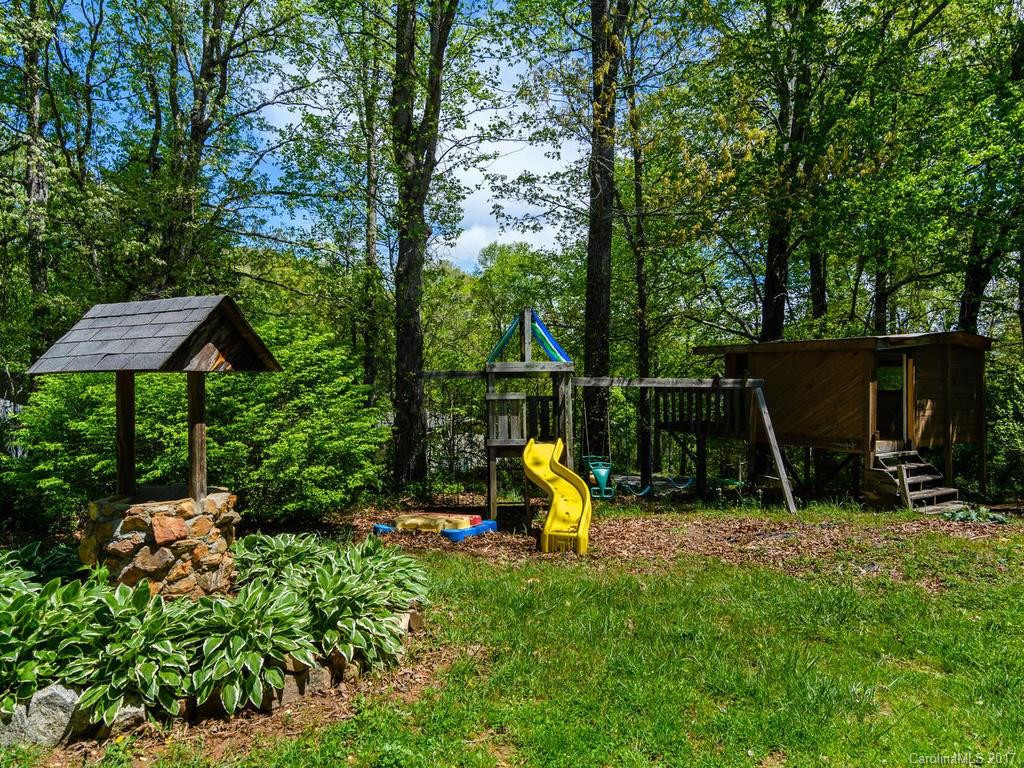 538 Shamrock Drive - Photo 3