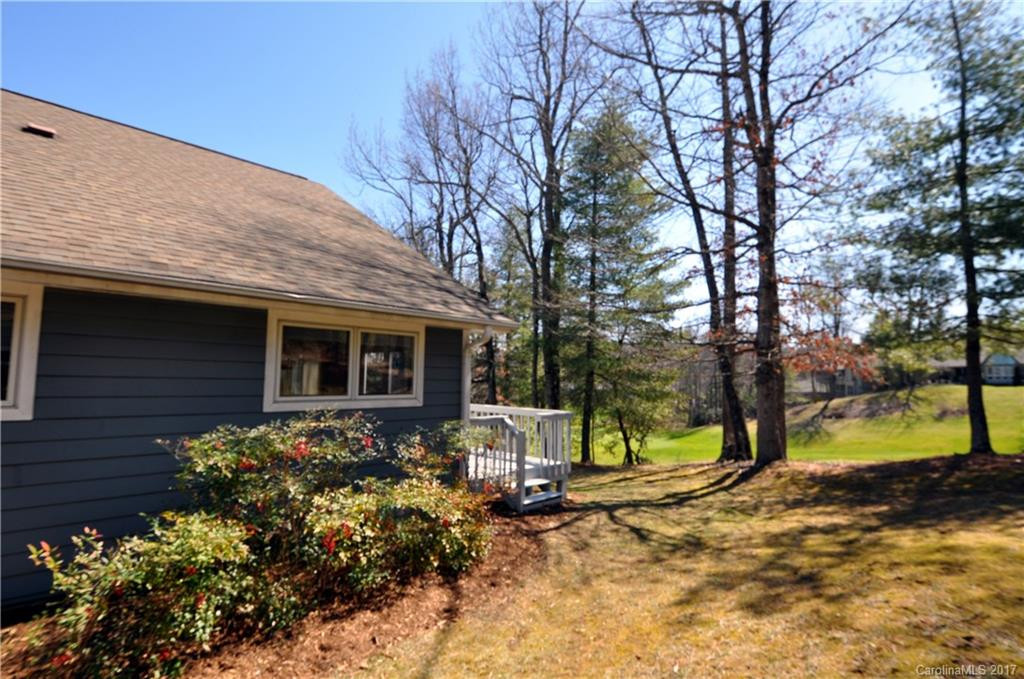 106 Broadmoor Drive - Photo 6