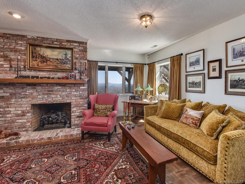 8314 Pinnacle Mountain Road - Photo 15