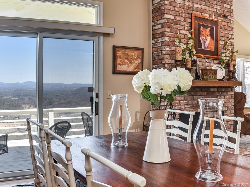 8314 Pinnacle Mountain Road - Photo 10