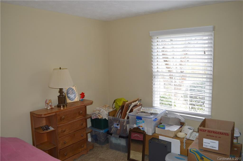 5 Holly Hill Court - Photo 5