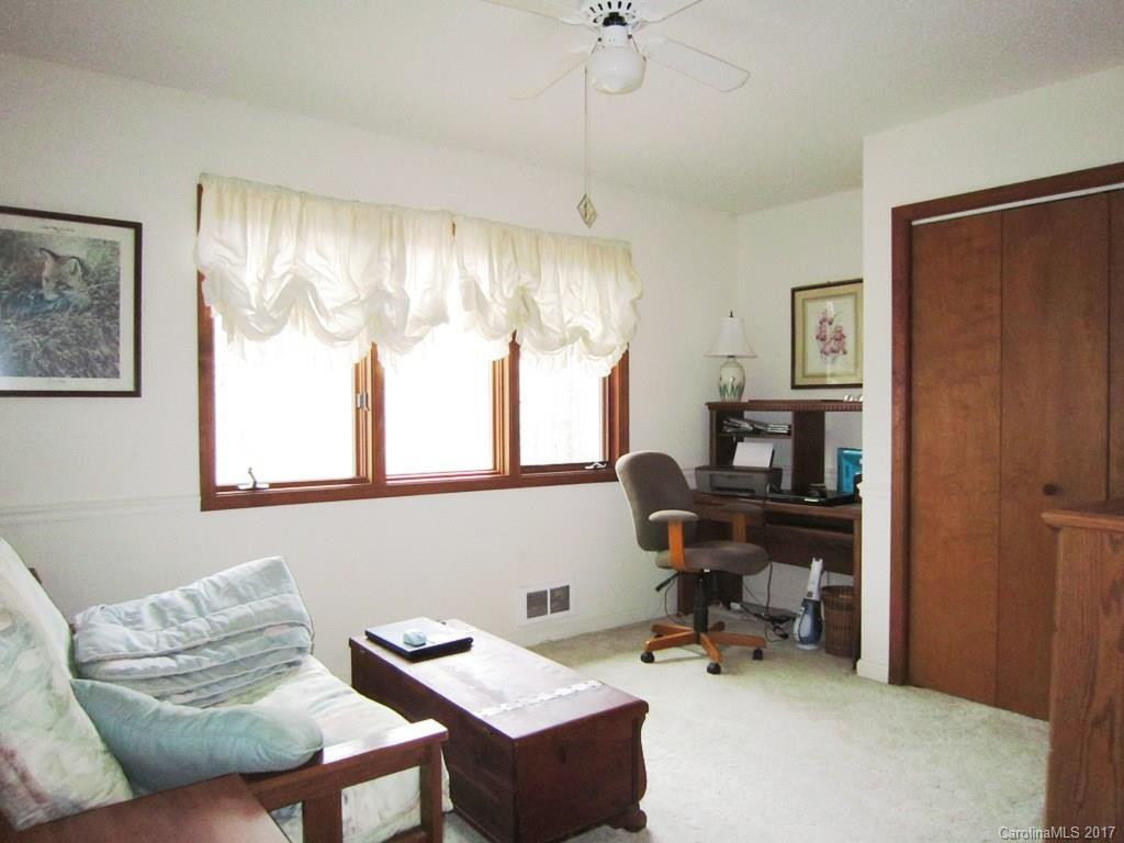 1030 River Bend Drive - Photo 13