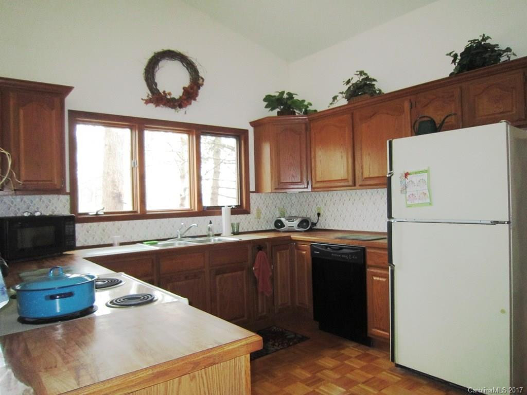 1030 River Bend Drive - Photo 5