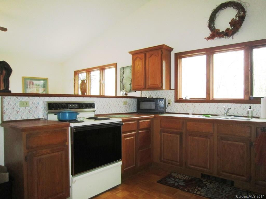 1030 River Bend Drive - Photo 7