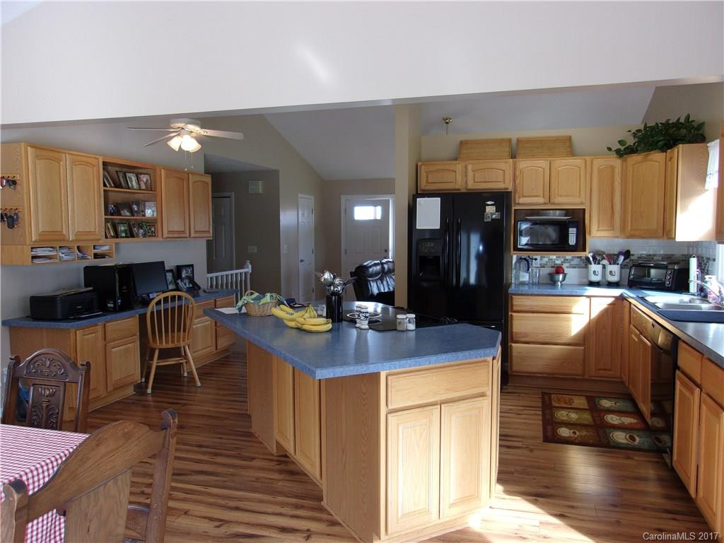 108 Kemp Street - Photo 6