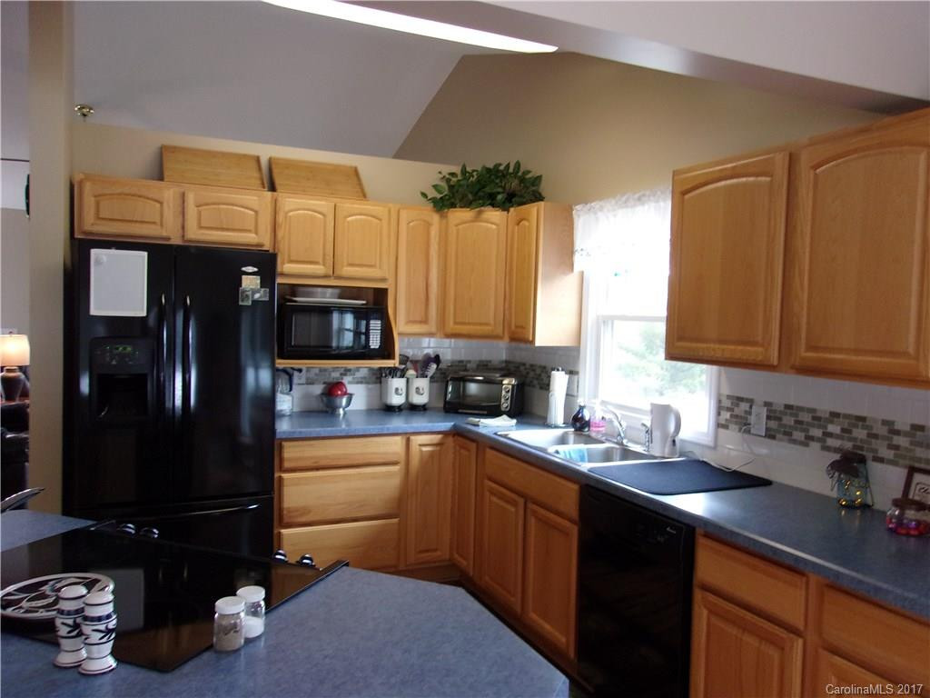 108 Kemp Street - Photo 8