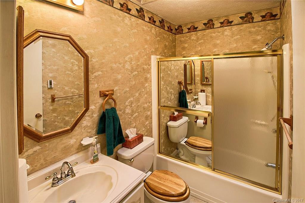 1594 Indian Cave Road - Photo 17