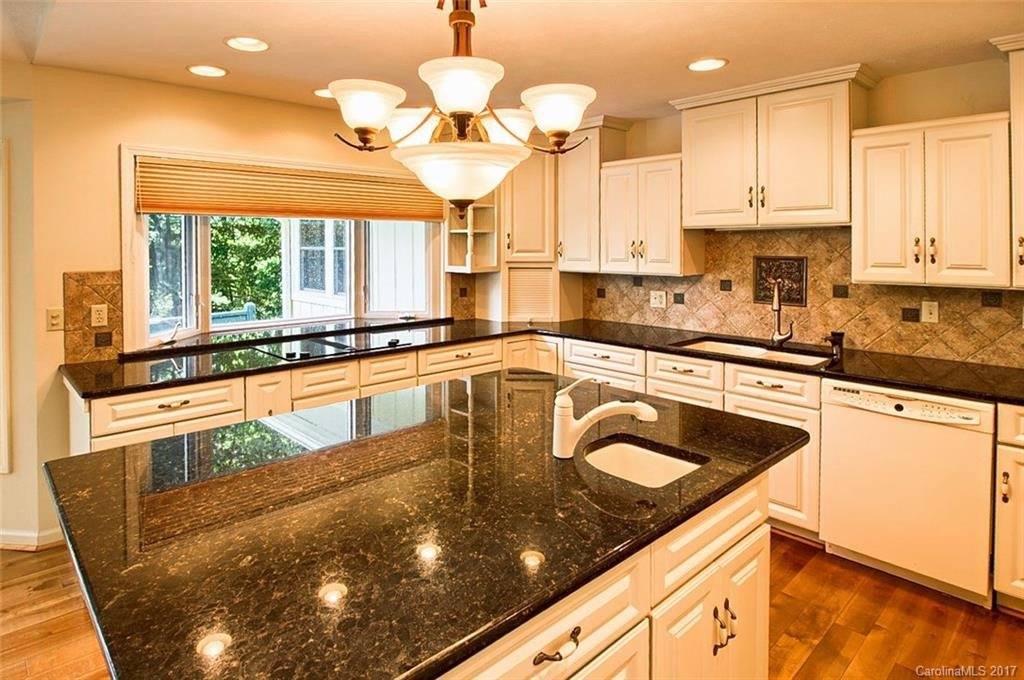 1594 Indian Cave Road - Photo 6