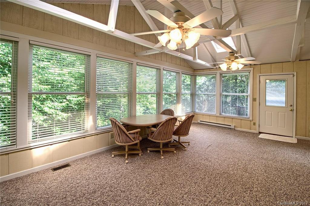 1594 Indian Cave Road - Photo 10