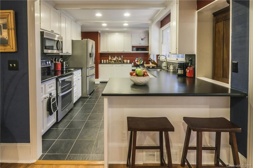 112 Glengary Drive - Photo 9