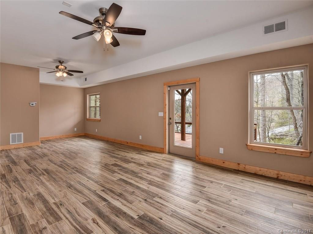 6 Stillwell Street - Photo 15