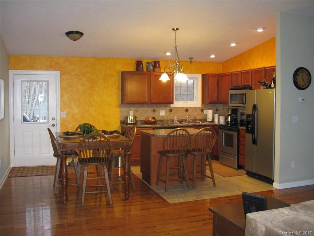 102 Tail Feather Lane - Photo 2