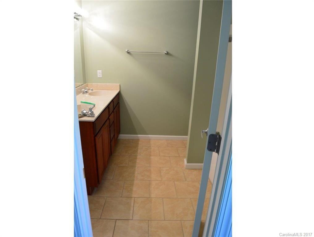 102 Tail Feather Lane - Photo 5