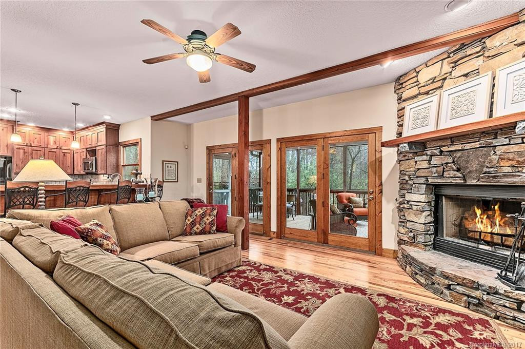 334 Cedar Crest Drive - Photo 3