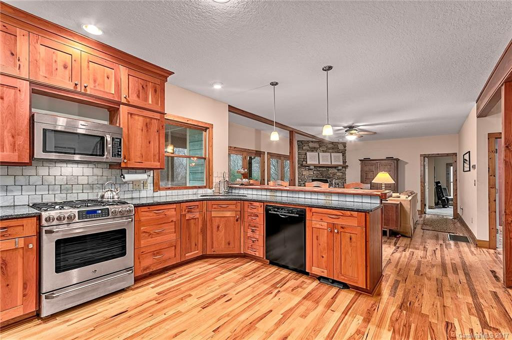 334 Cedar Crest Drive - Photo 5