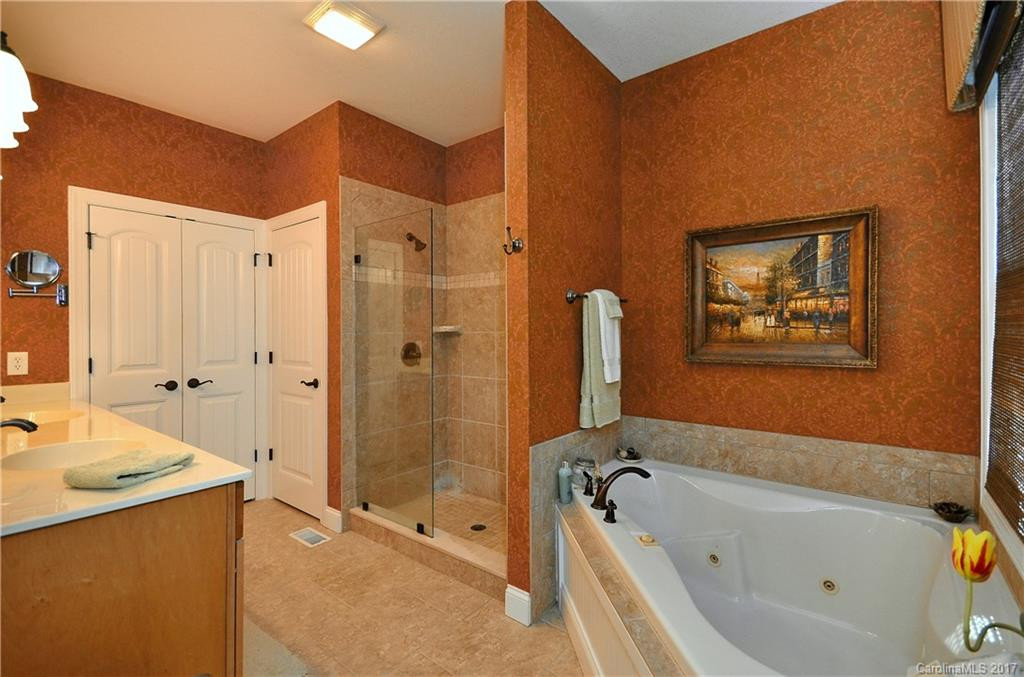 135 Triple Fairways Drive #21 - Photo 14