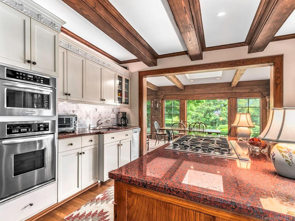 410 Vanderbilt Road #25 - Photo 8