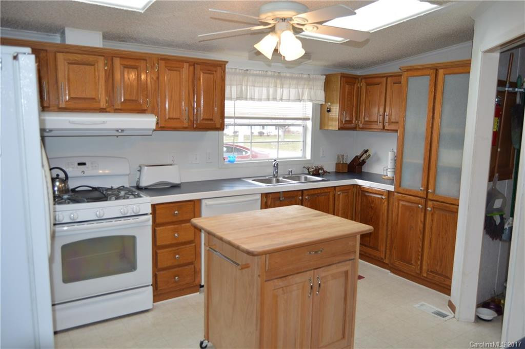 248 Riverwind Drive - Photo 3