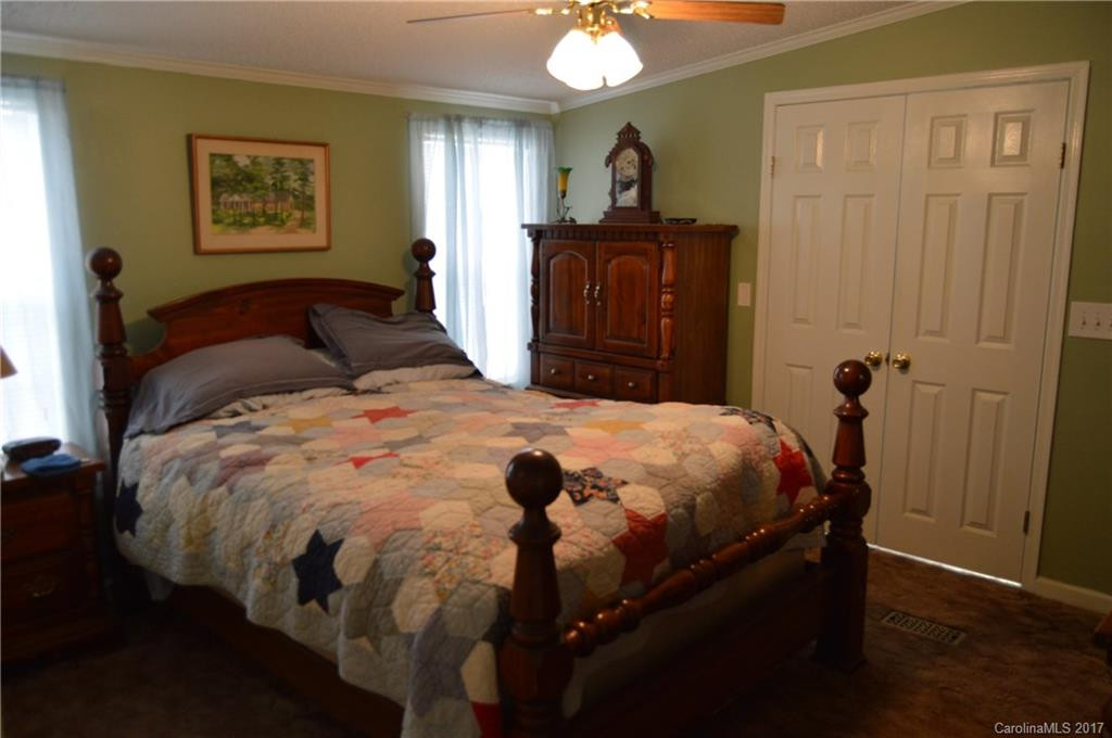 248 Riverwind Drive - Photo 7
