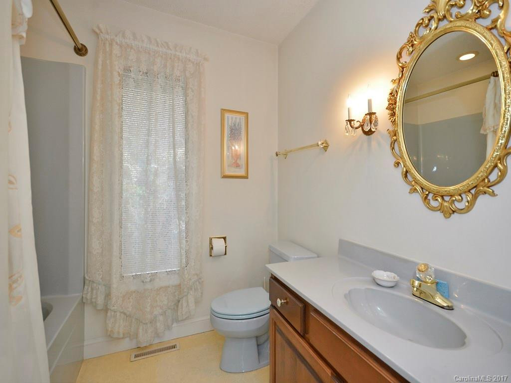 1292 Glen Cannon Drive - Photo 11