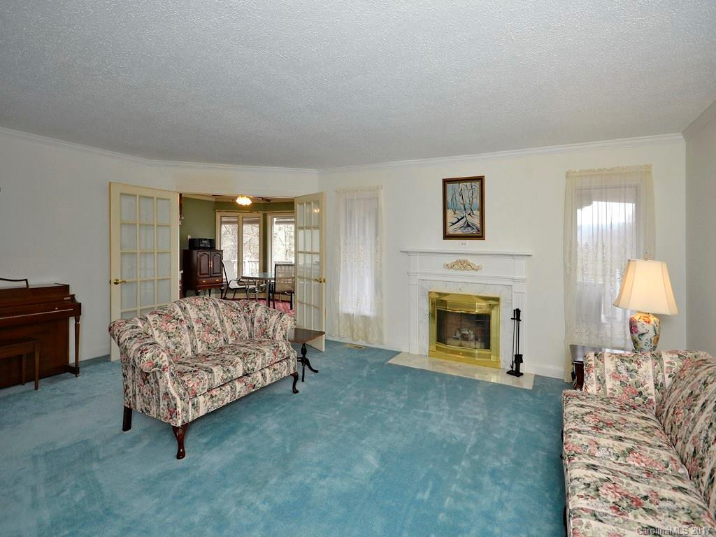 1292 Glen Cannon Drive - Photo 4