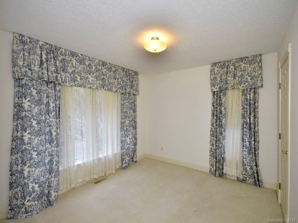1292 Glen Cannon Drive - Photo 10