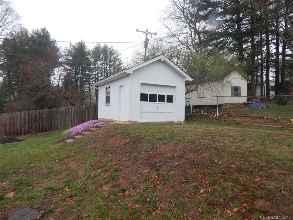 21 Summit Drive - Photo 18