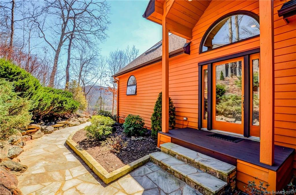 55 Cedar Summit Road