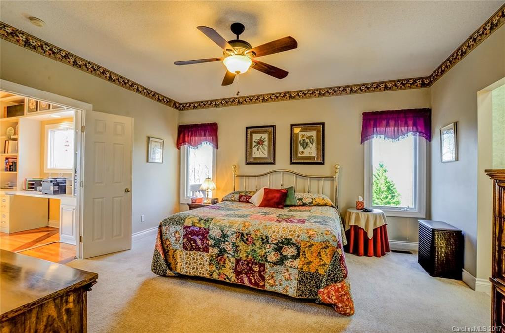 55 Cedar Summit Road - Photo 12