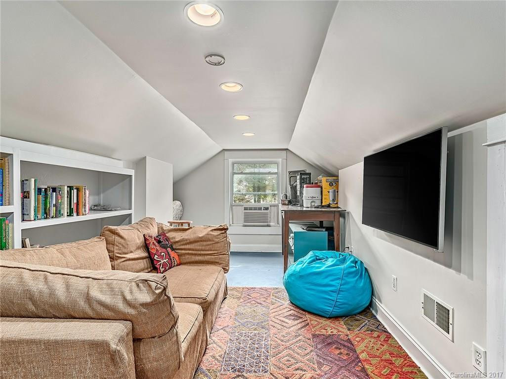 32 Griffing Boulevard - Photo 18