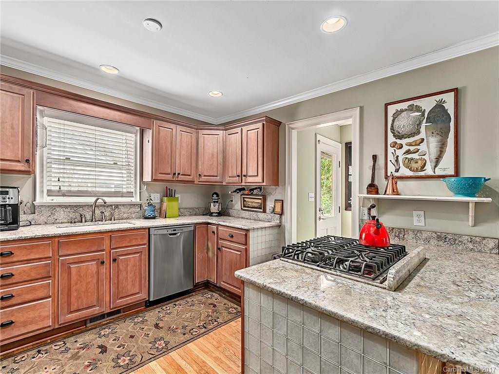 32 Griffing Boulevard - Photo 7