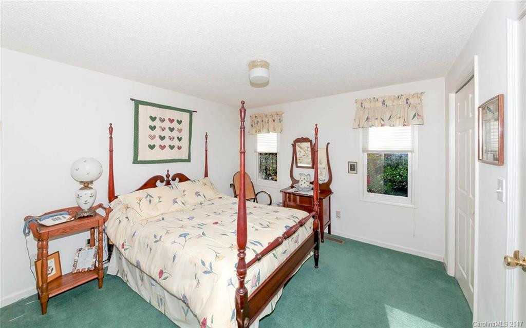 15 Delacy Drive - Photo 15