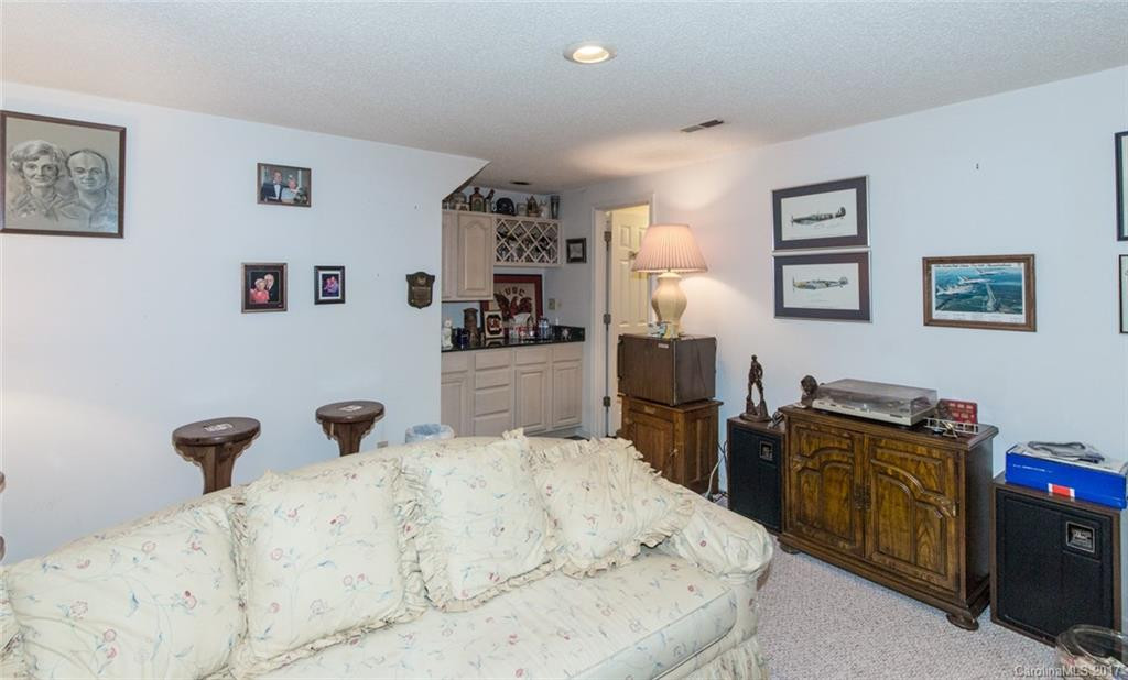 15 Delacy Drive - Photo 19