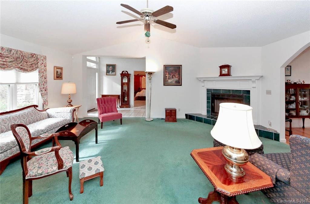 15 Delacy Drive - Photo 6