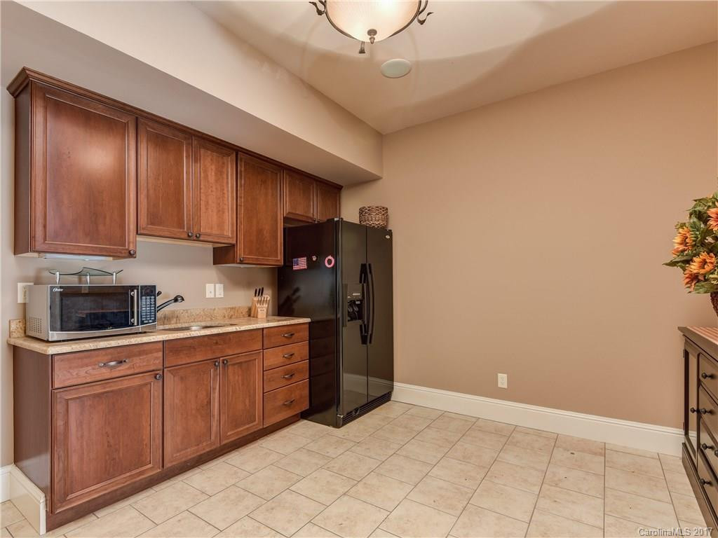 12 Willowside Court #7 - Photo 18