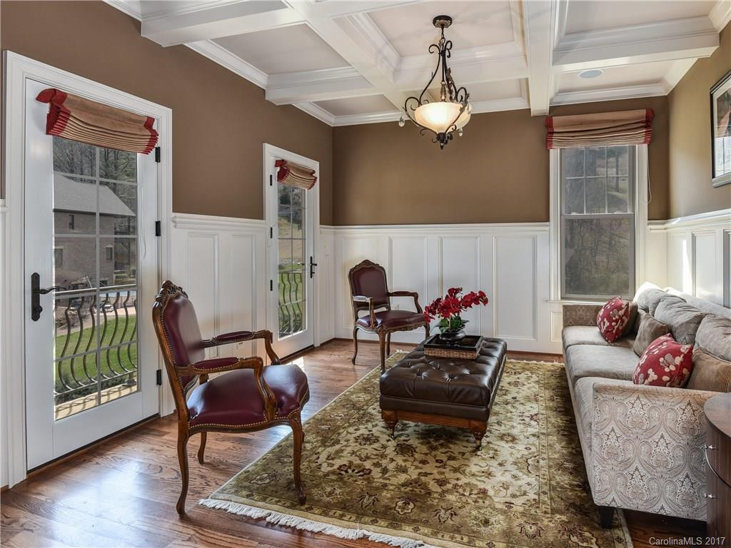 12 Willowside Court #7 - Photo 4