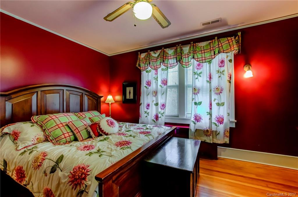 605 Fairview Road - Photo 15