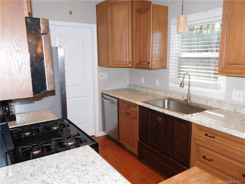 190 Timberlane Drive - Photo 4