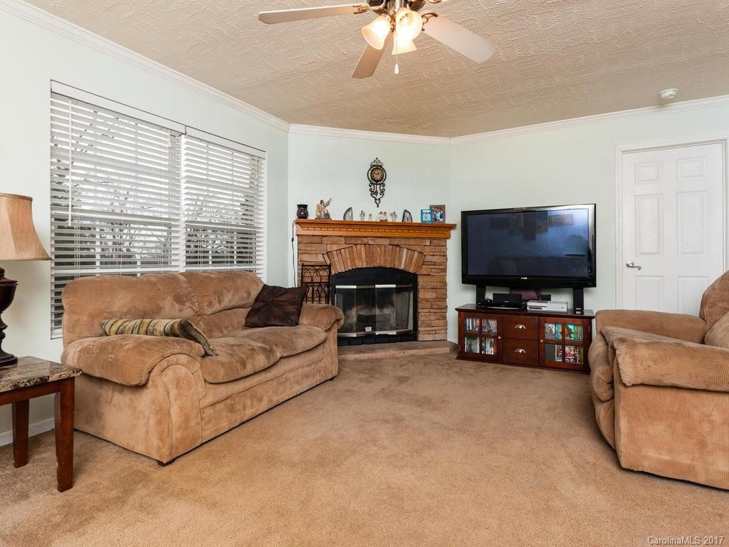 721 Halsbury Avenue #SR1386 - Photo 3