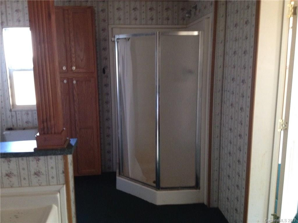 182 Hawthorne Lane - Photo 9