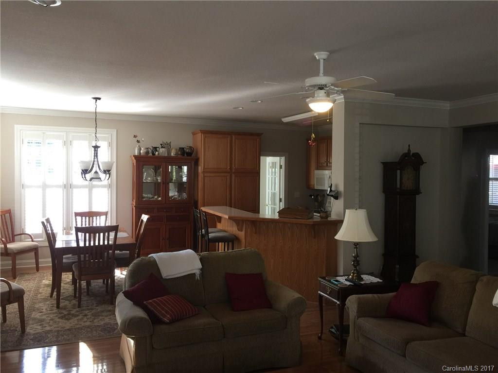 296 Village Greenway Way #L9-11/U12 - Photo 6