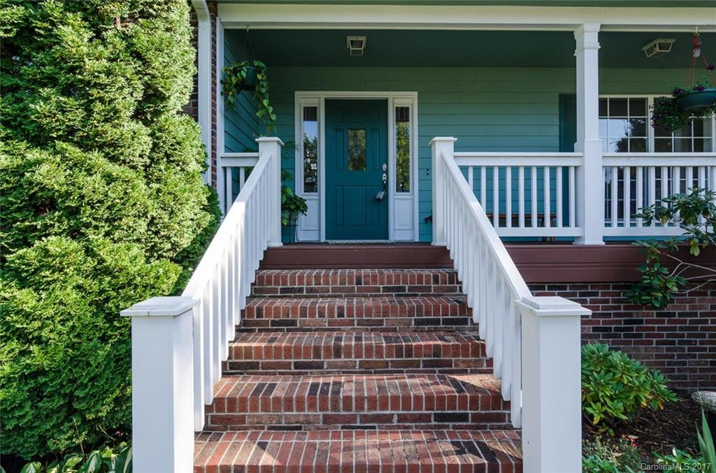 10 Southbrook Drive - Photo 3