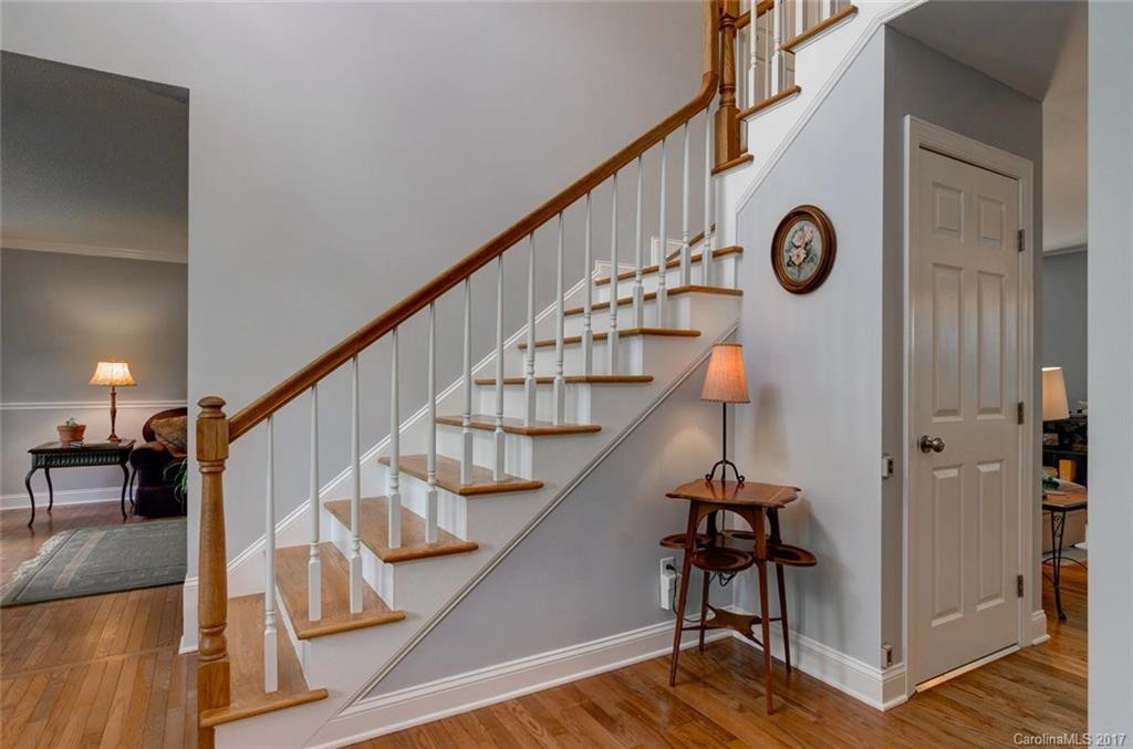 10 Southbrook Drive - Photo 5