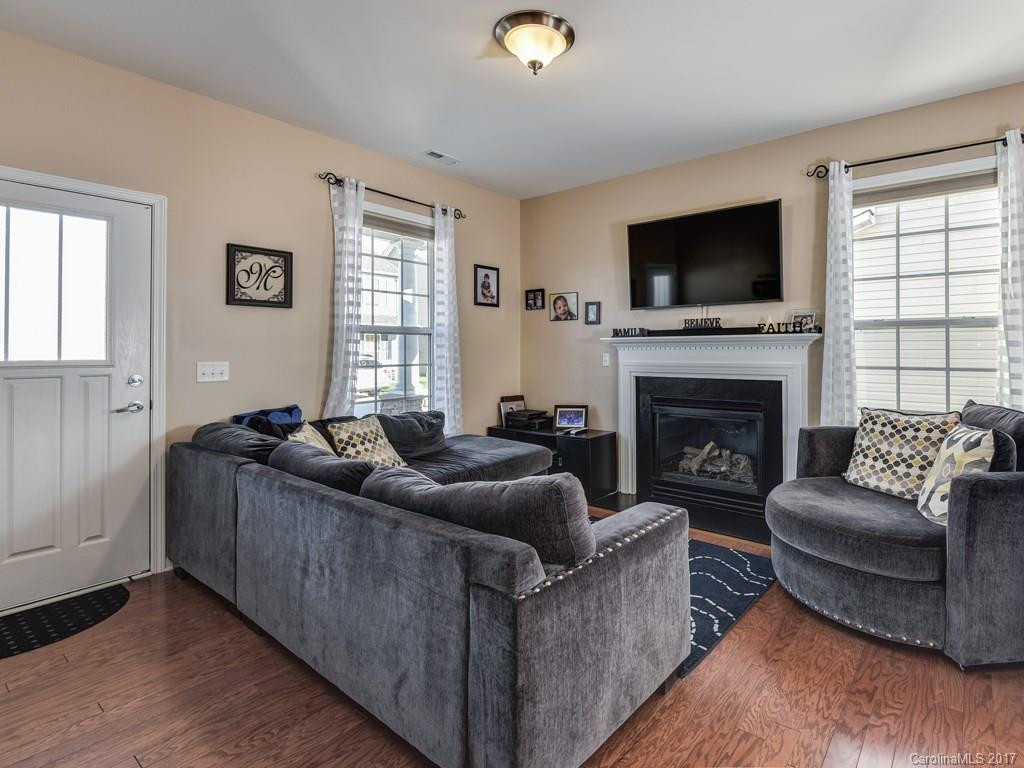 30 Manderley Way - Photo 3