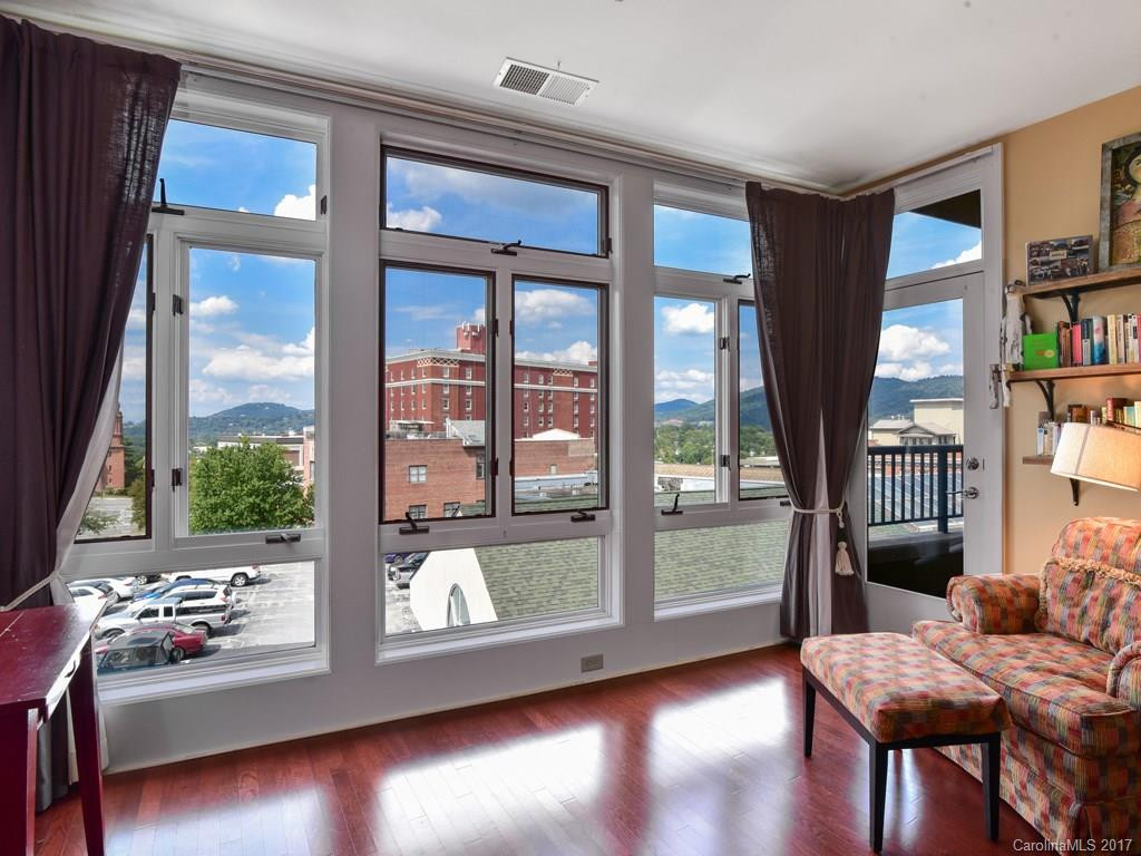 21 Battery Park Avenue #506 - Photo 11
