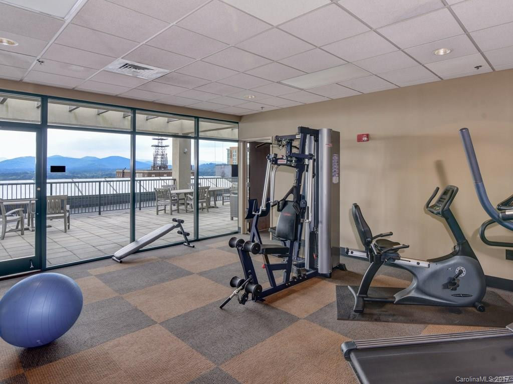 21 Battery Park Avenue #506 - Photo 24