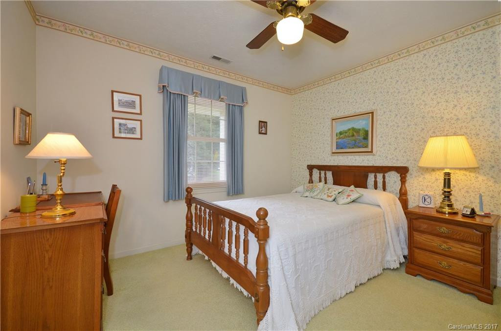 110 Whisperwood Circle #0.67 - Photo 10