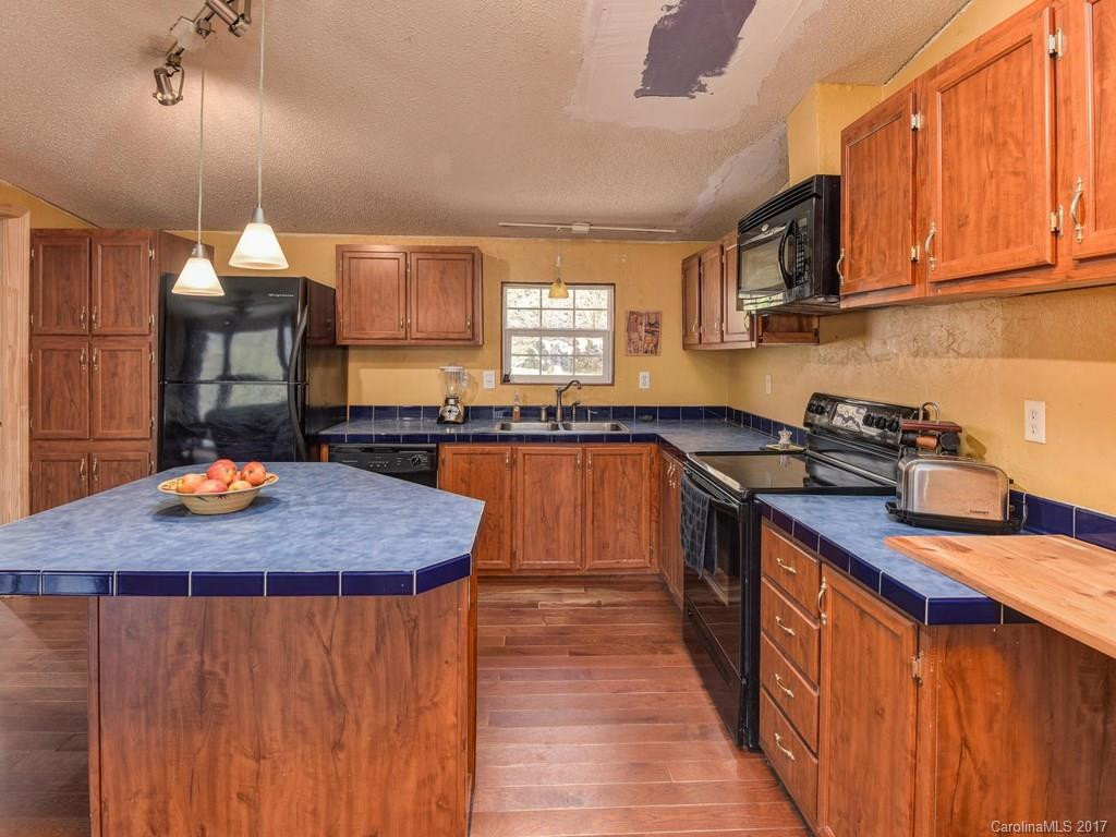 121 Walnut Drive - Photo 9