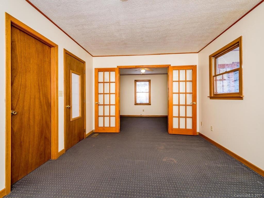396 Hidden Creek Lane - Photo 11