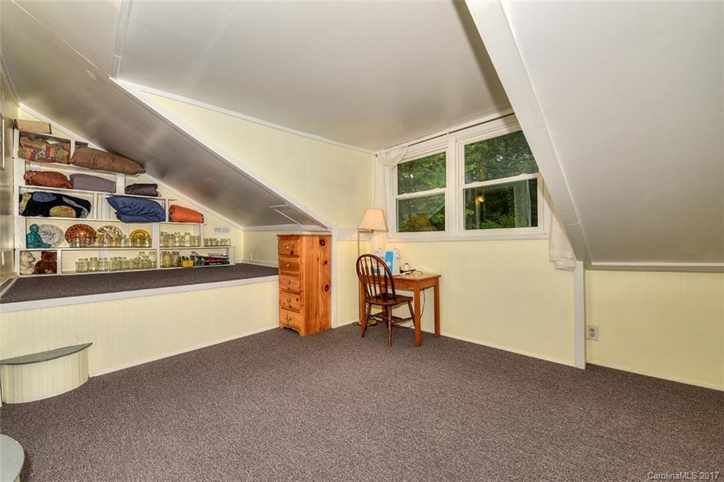 307 Tanglewood Road - Photo 11